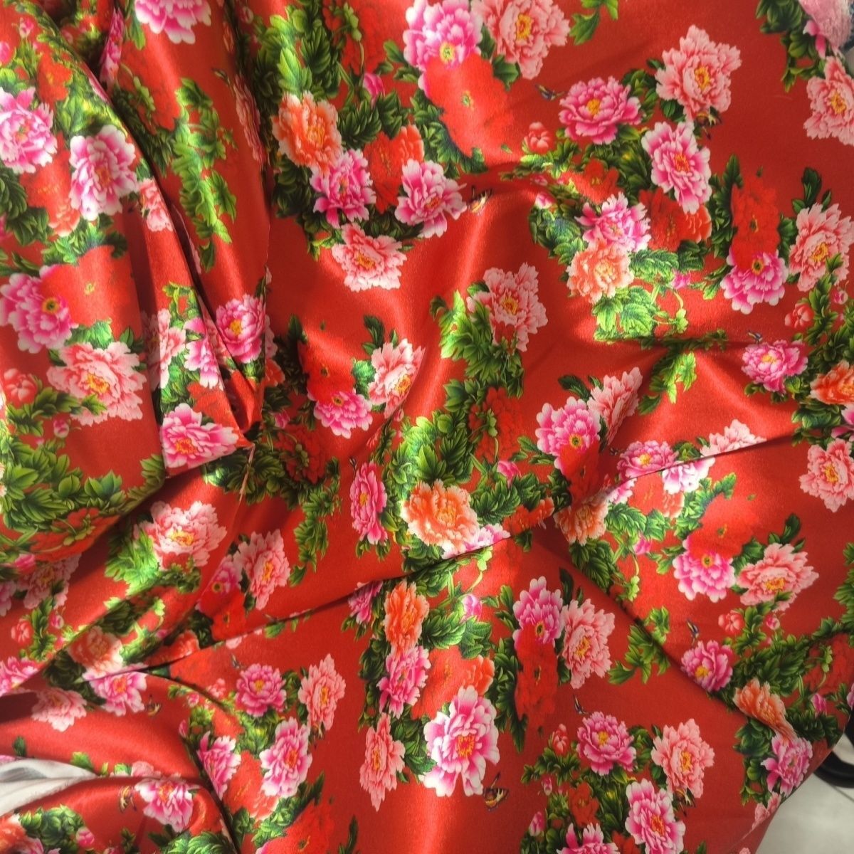 Sewing And Textile - الأزهار طباعة خلات نسيج الساتان حريري