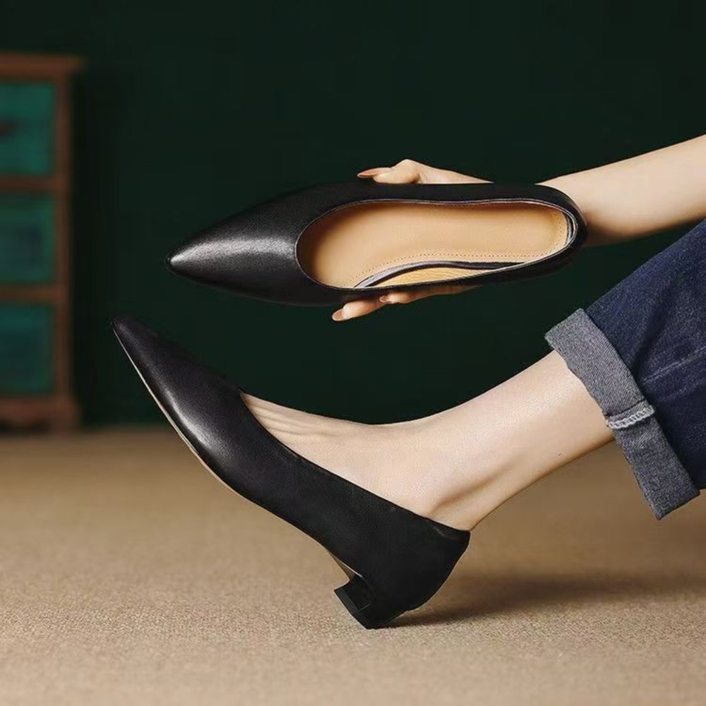 ​ ​ وصل حديثًا حذاء نسائي بكعب - مراجعة Sewing New وسعره