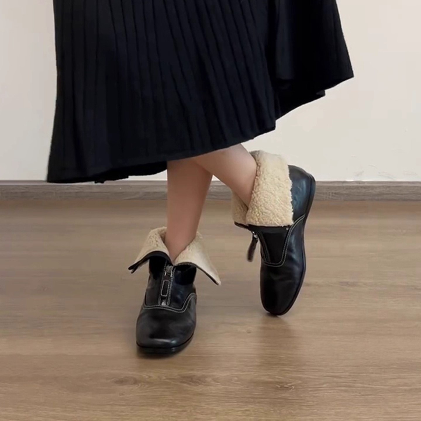 أحذية قصيرة نسائية بأسلوب بريط - مراجعة Sewing Front Zipper وسعره