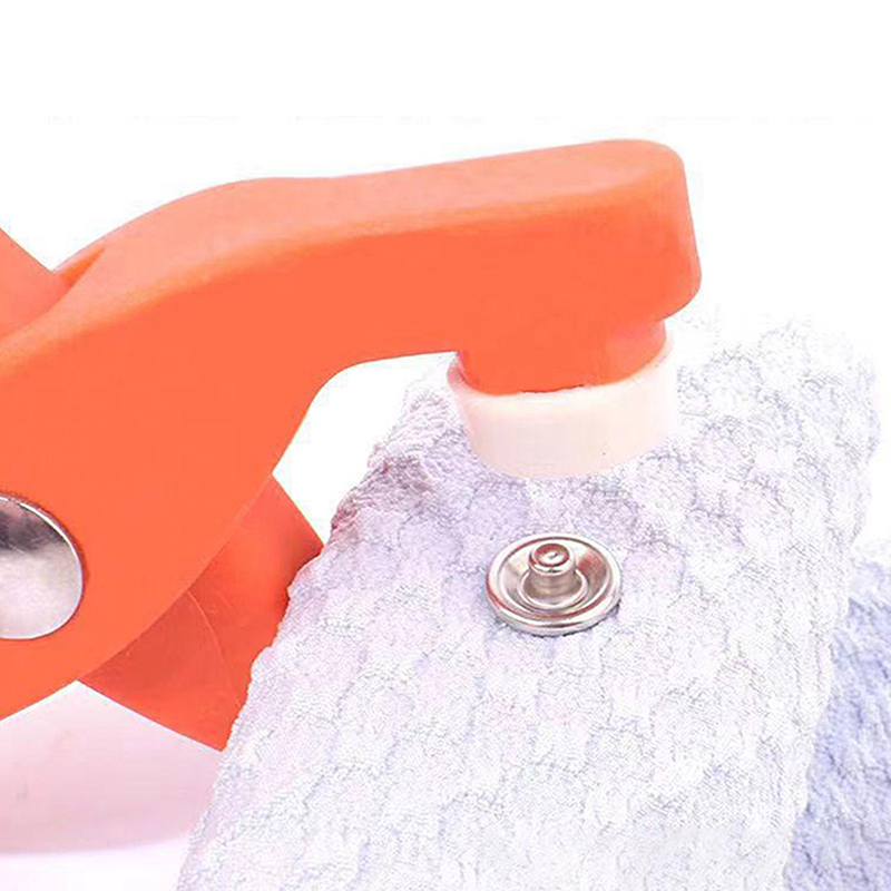 أداة كماشة معدنية ملونة لتثبيت - مراجعة Snap Button Plier وسعره